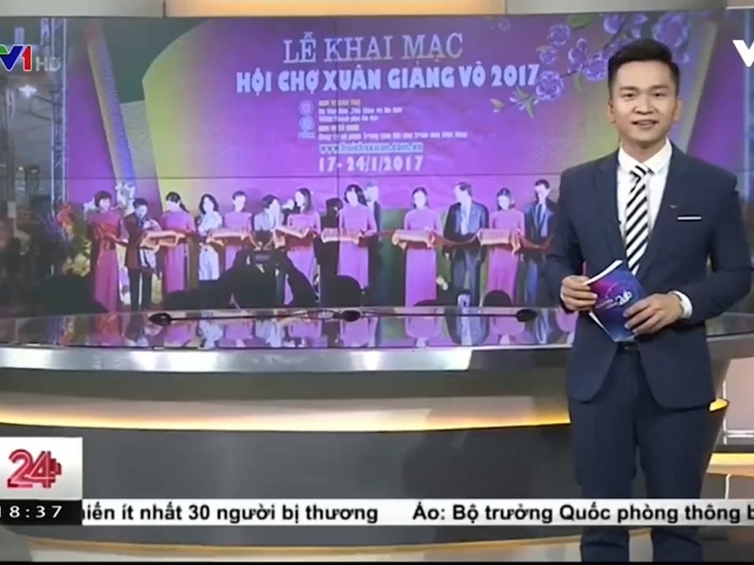 Tin khai mạc hội chợ Xuân Giảng Võ 2017 - 24h - VTV1